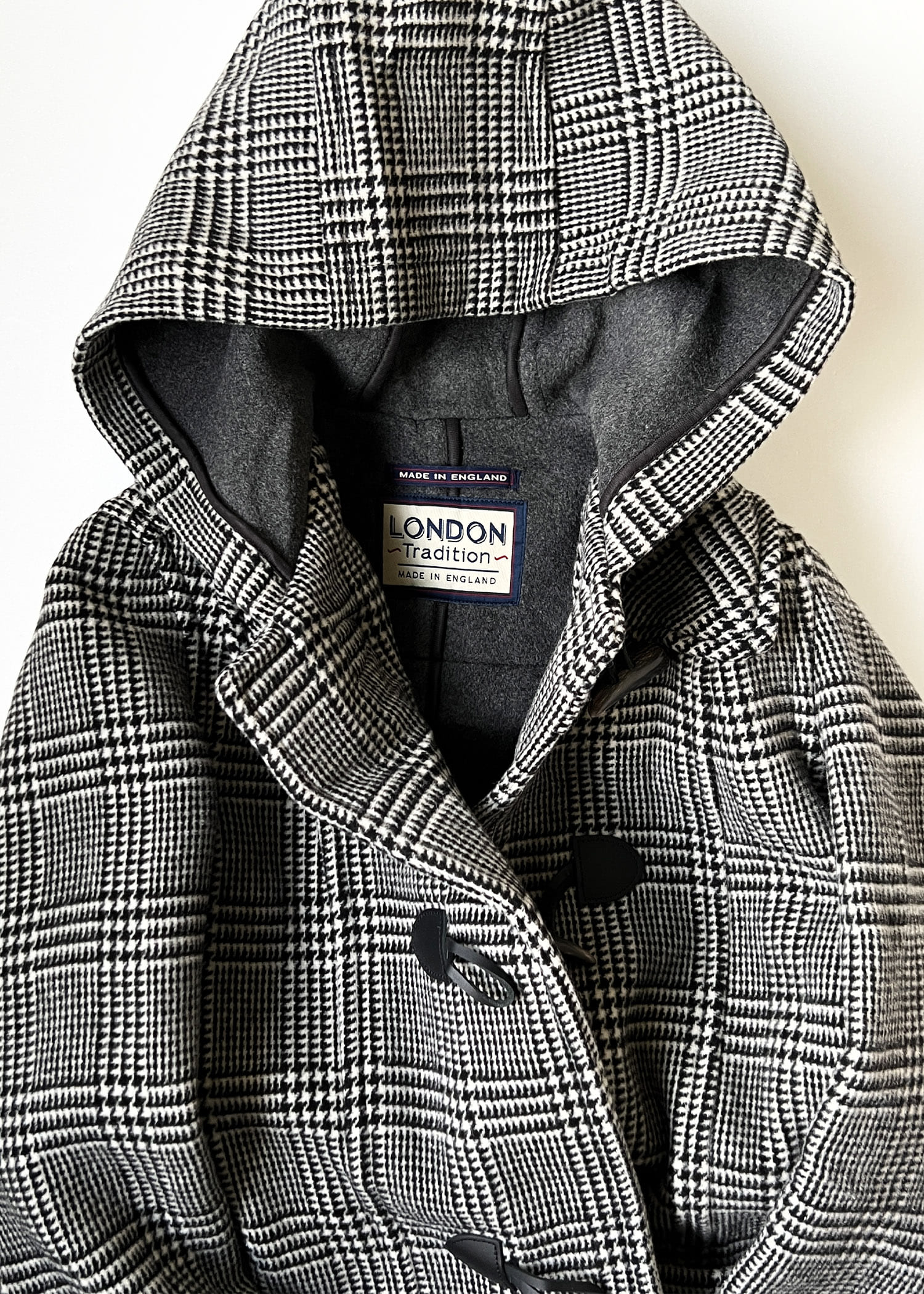 LONDON TRADITIONAL houndtooth duffle coat