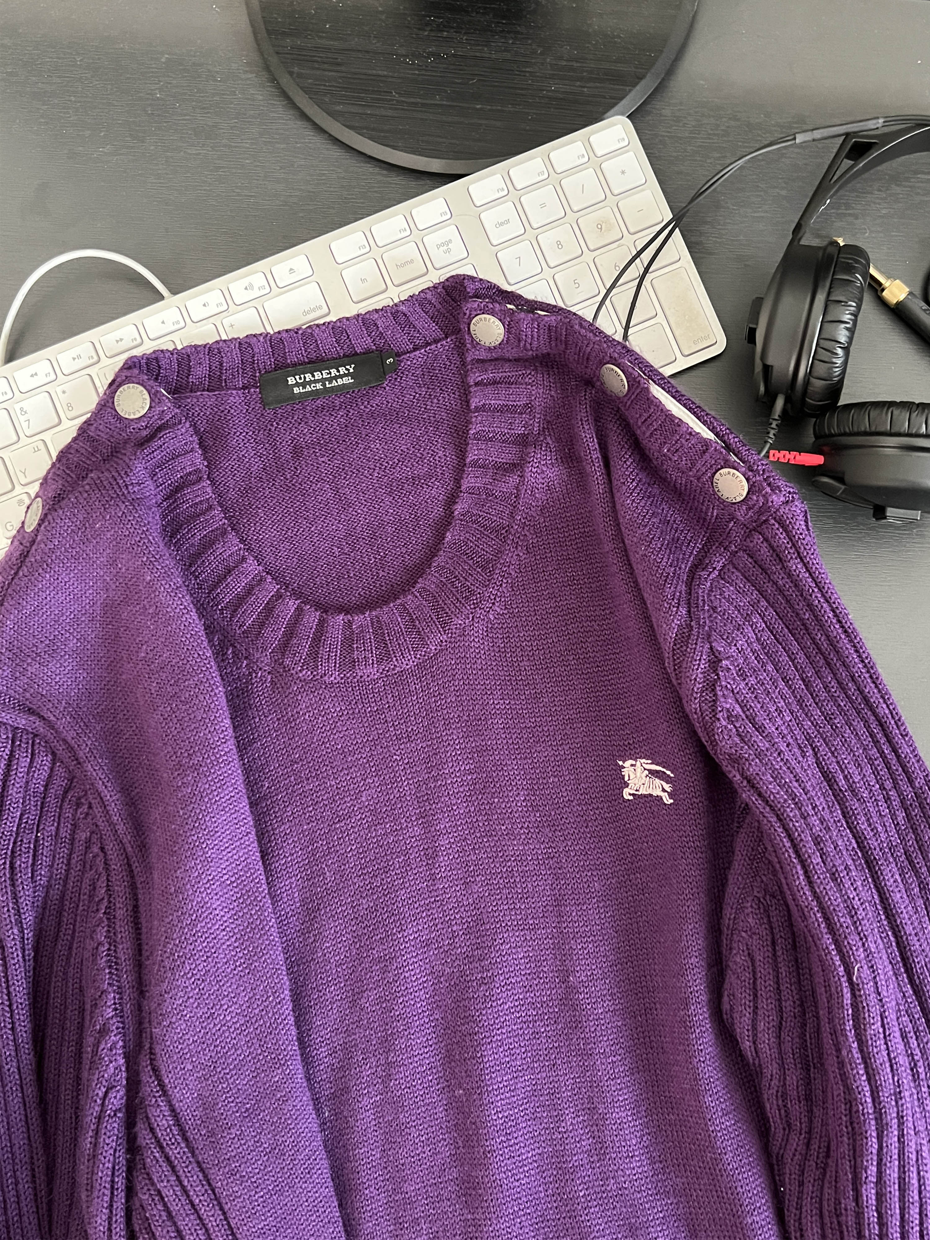 BURBERRY button knit