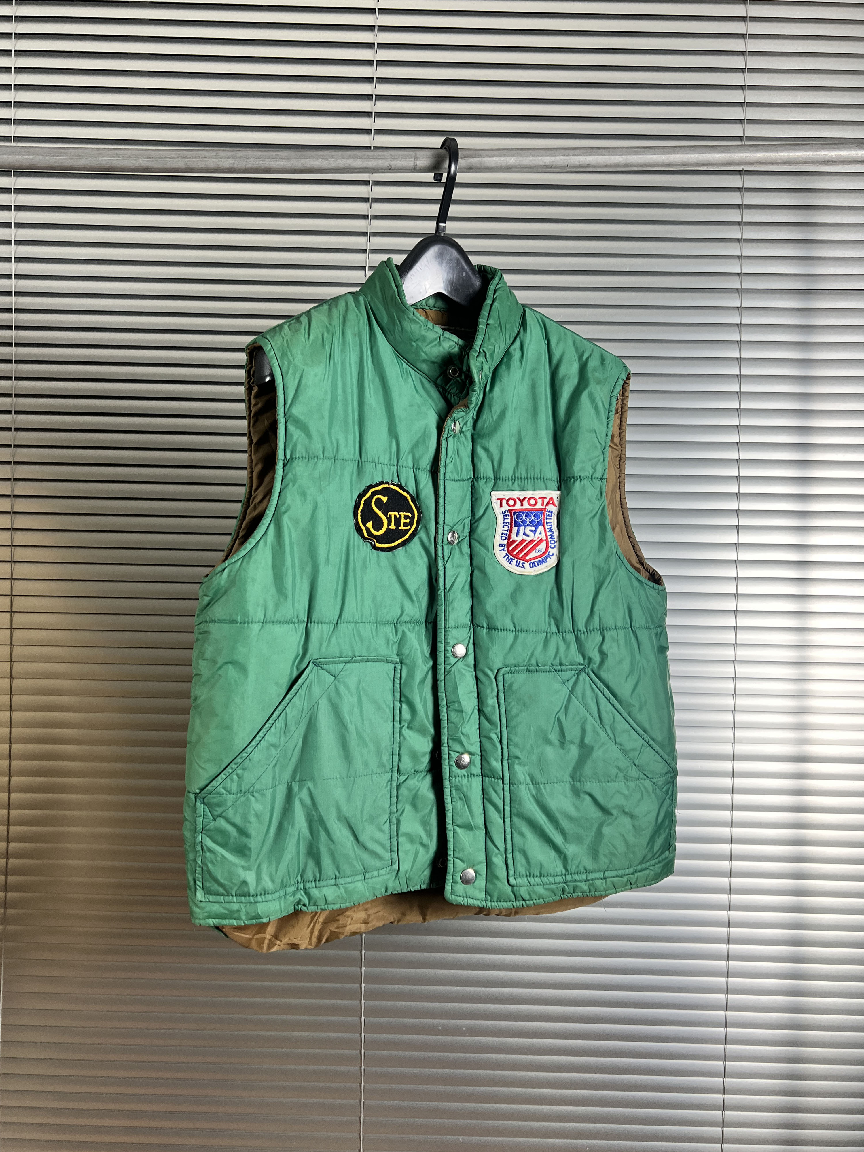 80s MONTGOMERY WARD padding vest