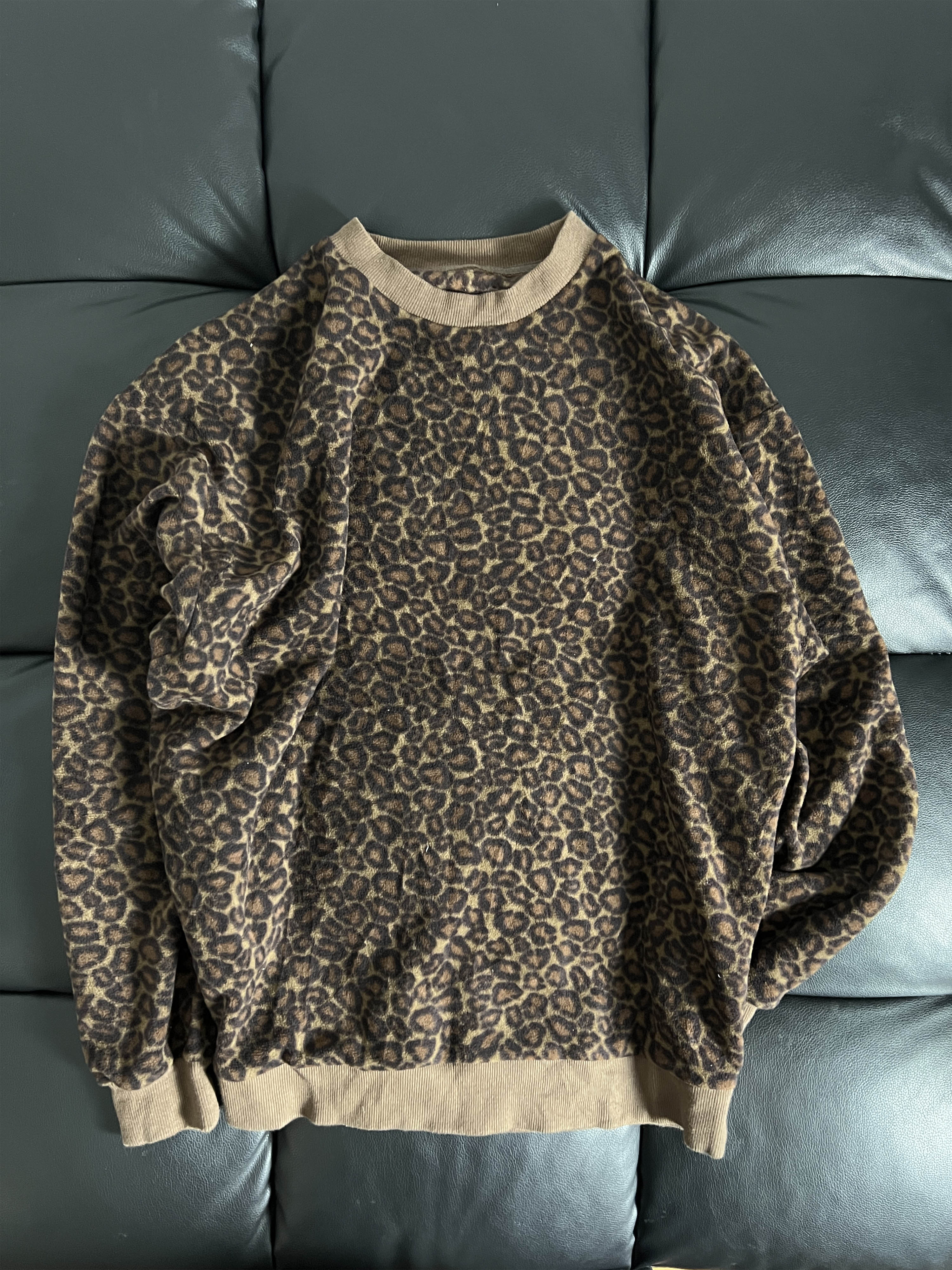 vintage leopard  fleece top