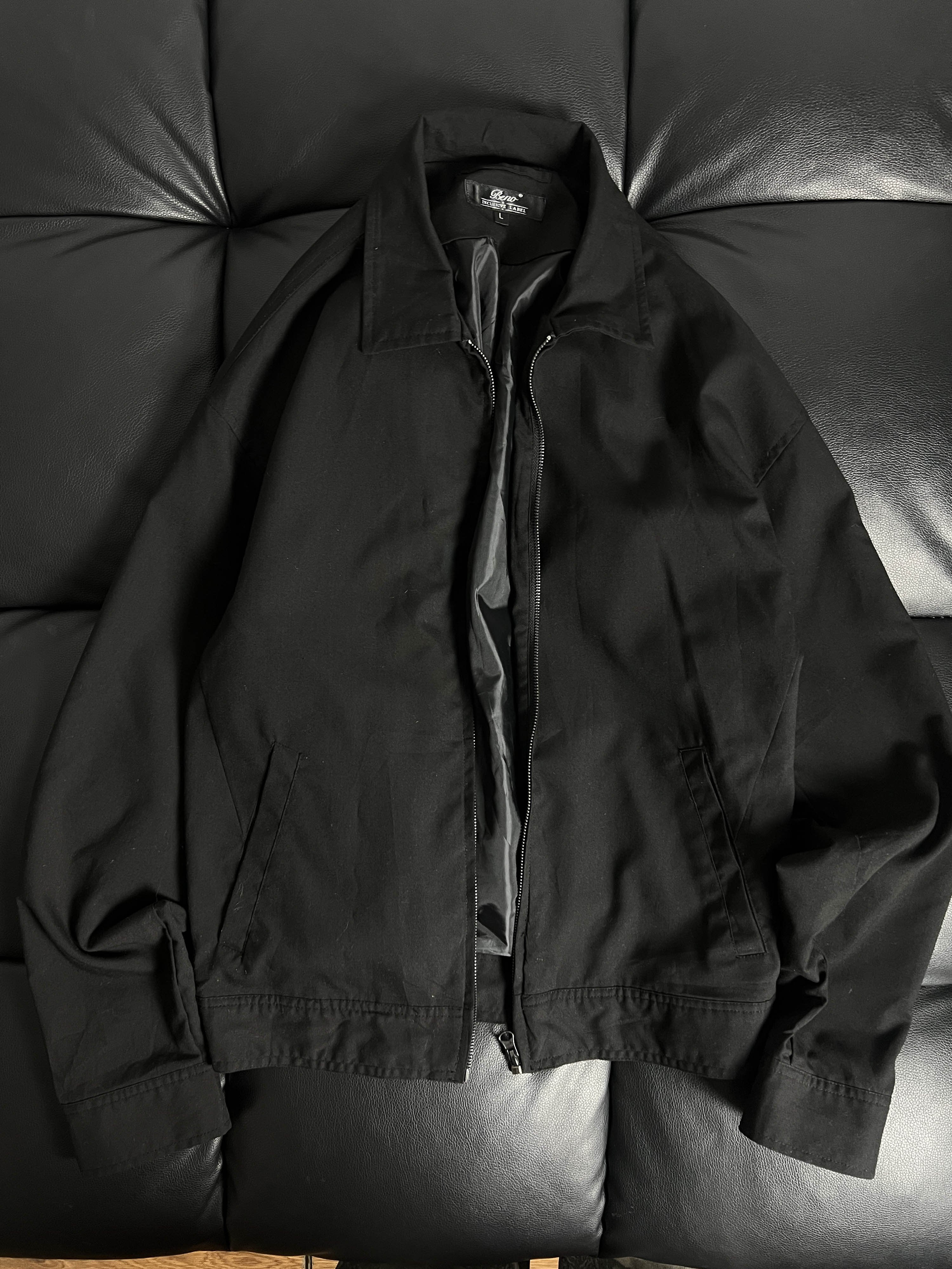 Beno minimal black zip-up jacket