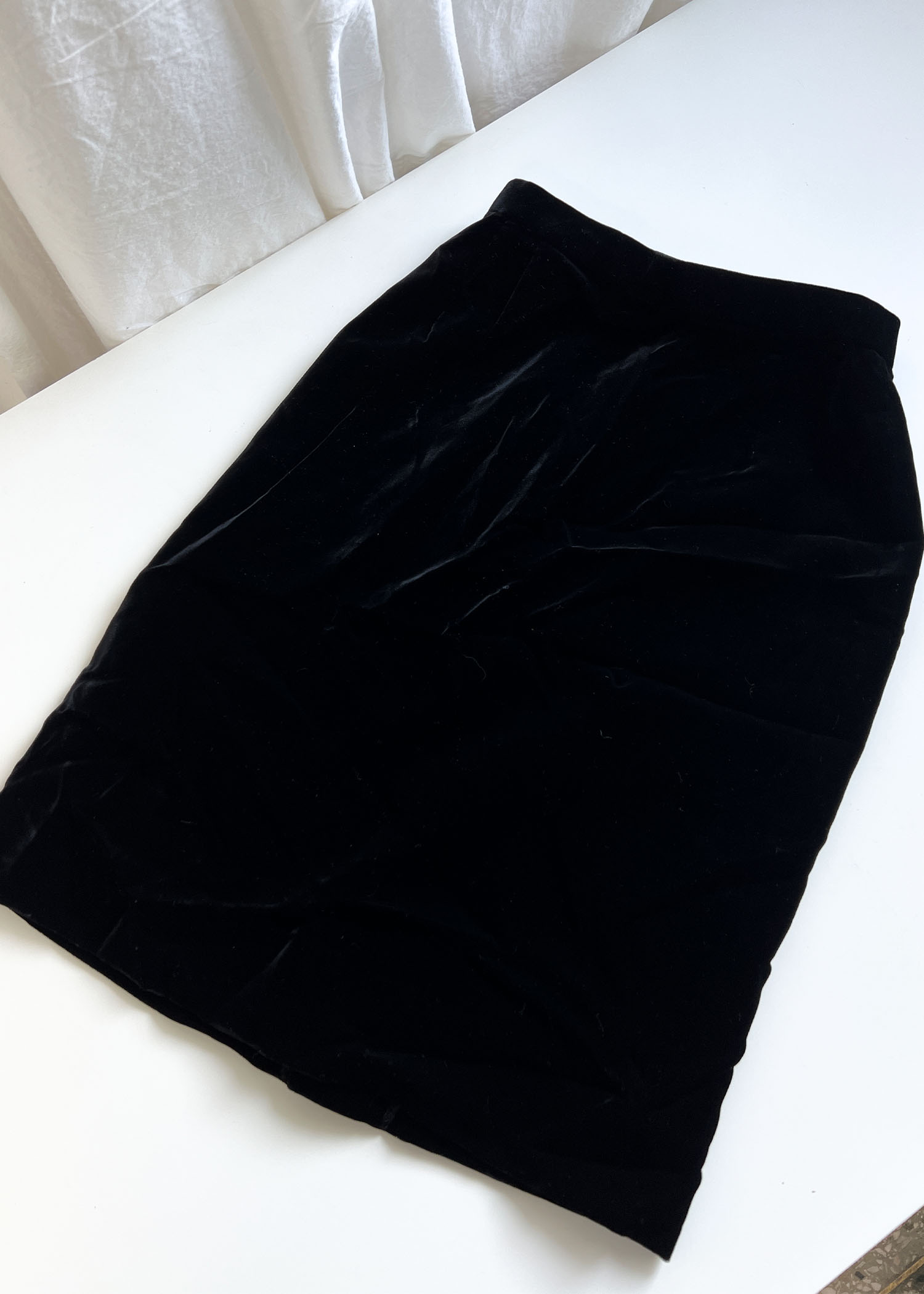 select vintage : velvet skirts