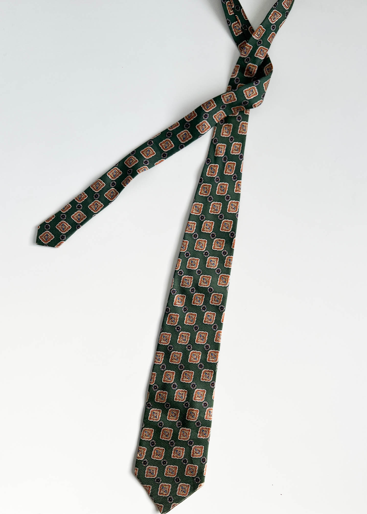 Chrisitan Dior pattern tie