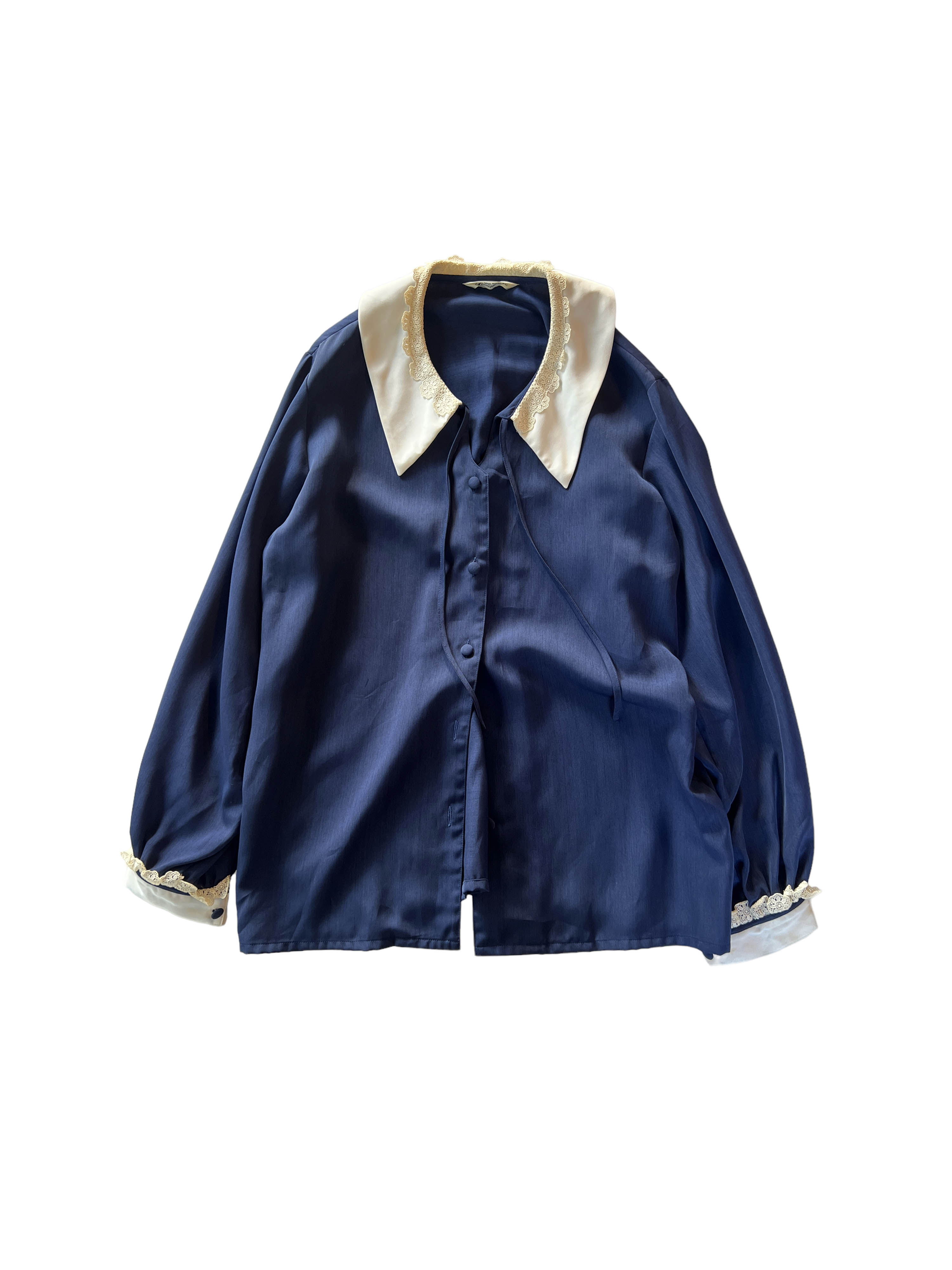 vintagr frill detail blouse