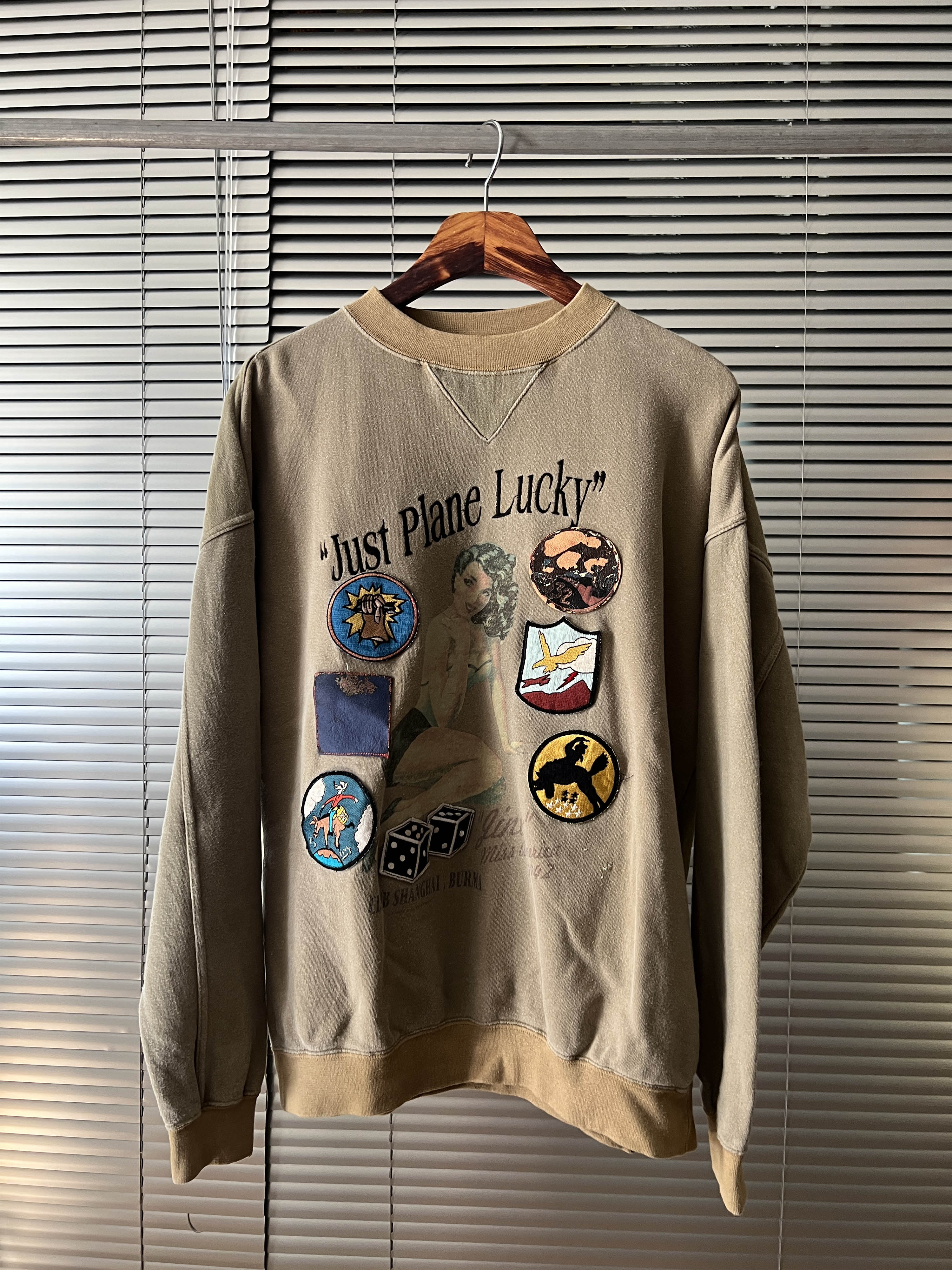 AVIREX patch sweatshirts
