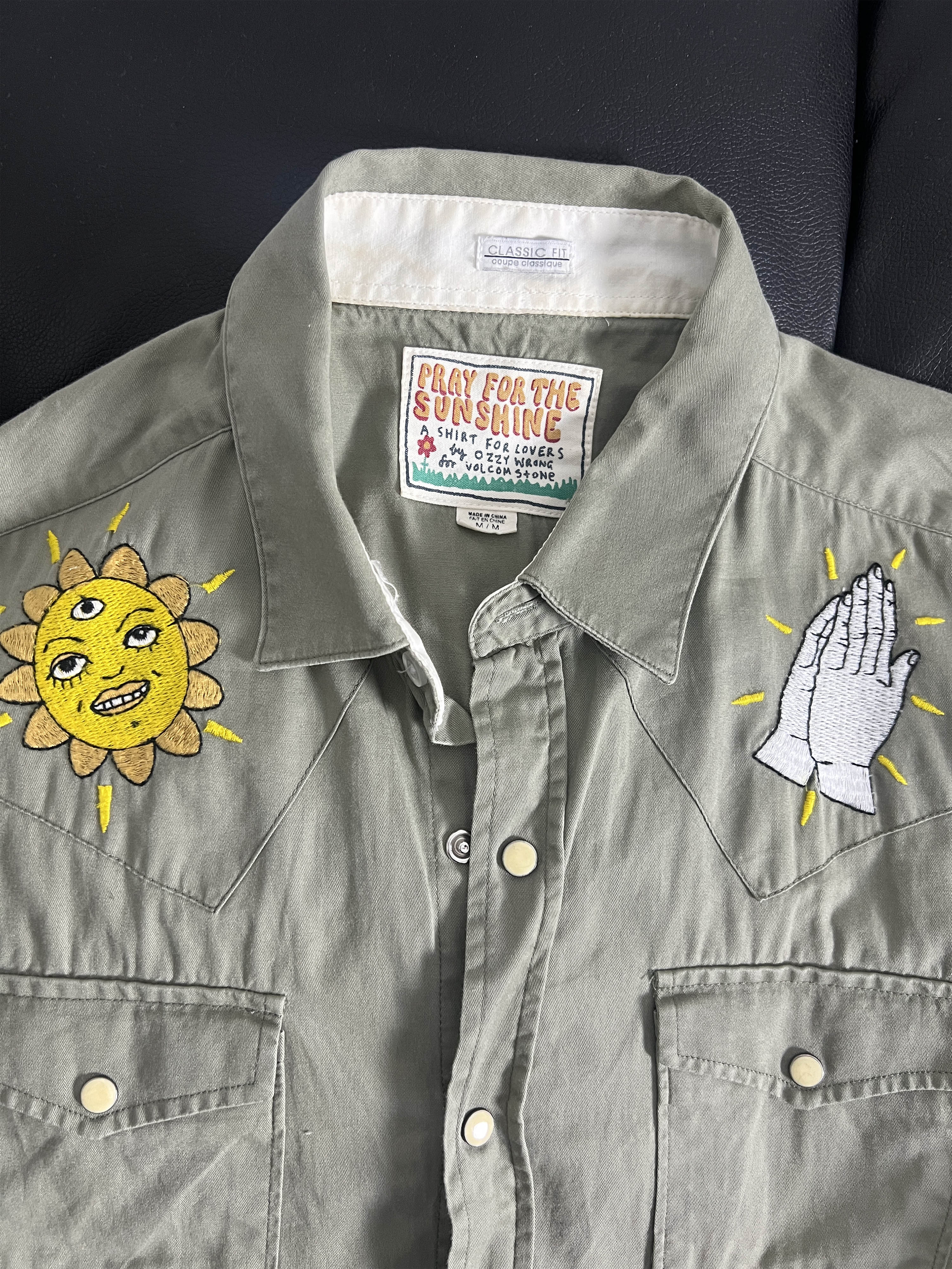 PRAY FOR THE SUNSHINE by VOLCOM western shirts